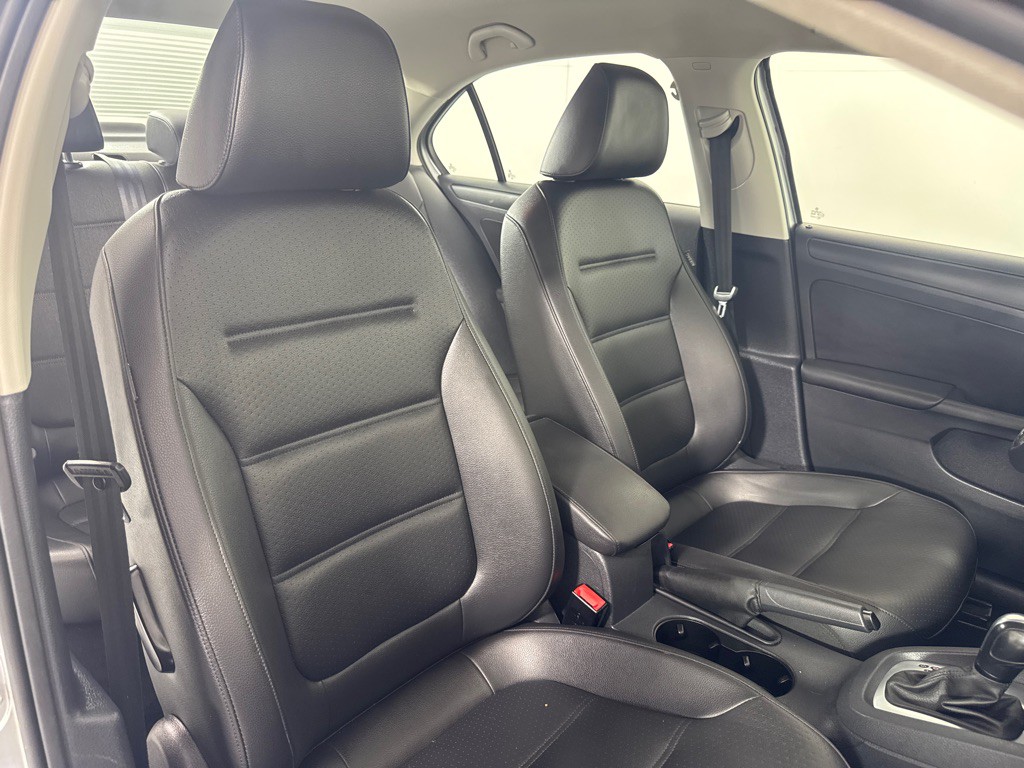 2014 Volkswagen Jetta Image 21