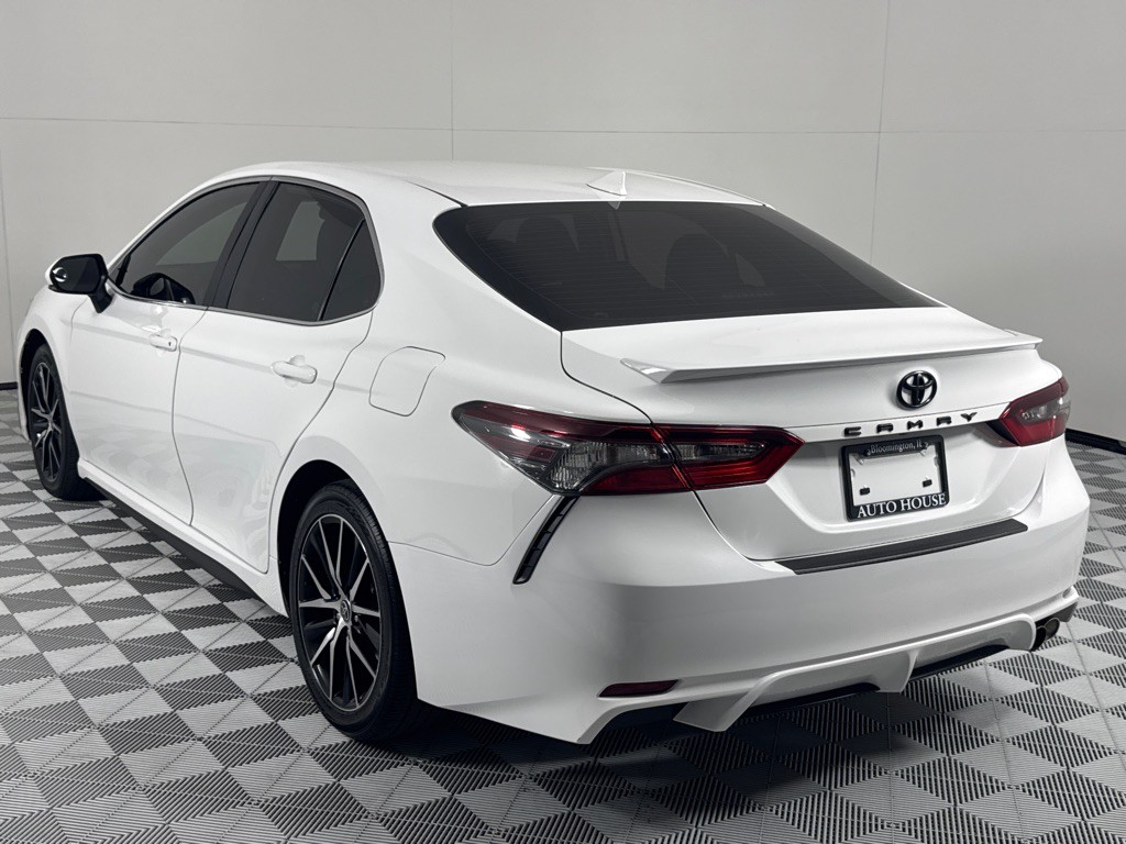 2023 Toyota Camry Image 7