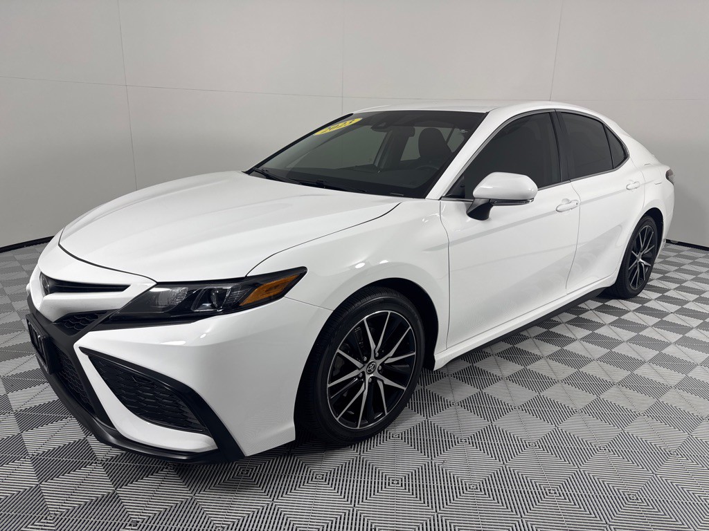 2023 Toyota Camry Image 10