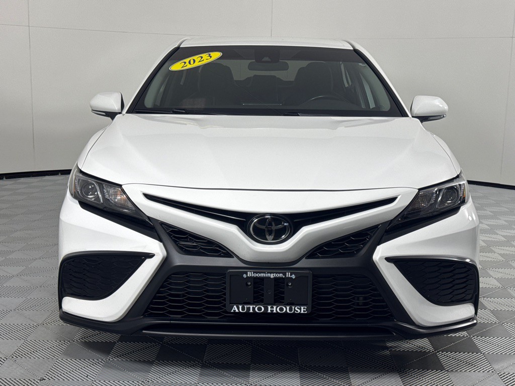 2023 Toyota Camry Image 12