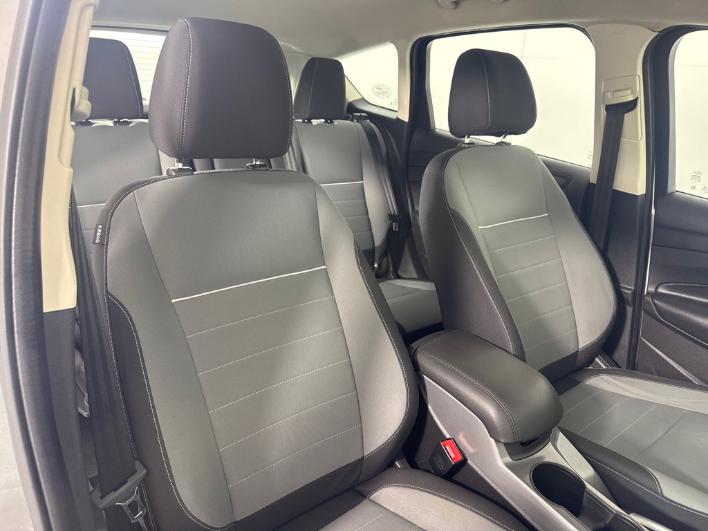 2014 Ford C-Max Image 22