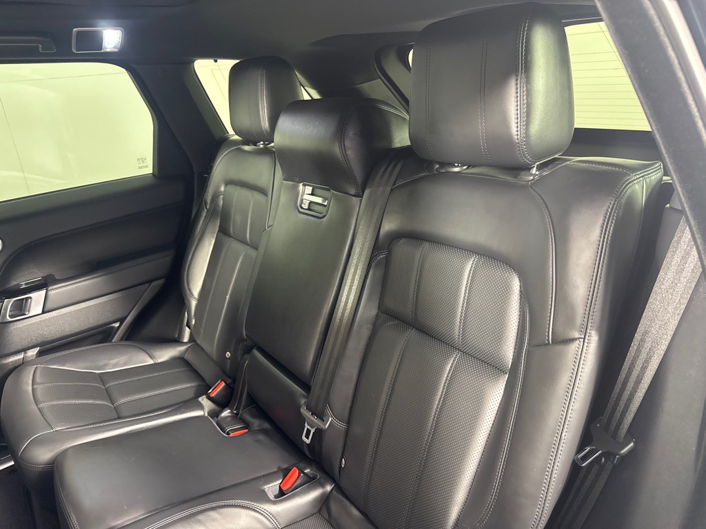 2020 Land Rover Range Rover Sport Image 24