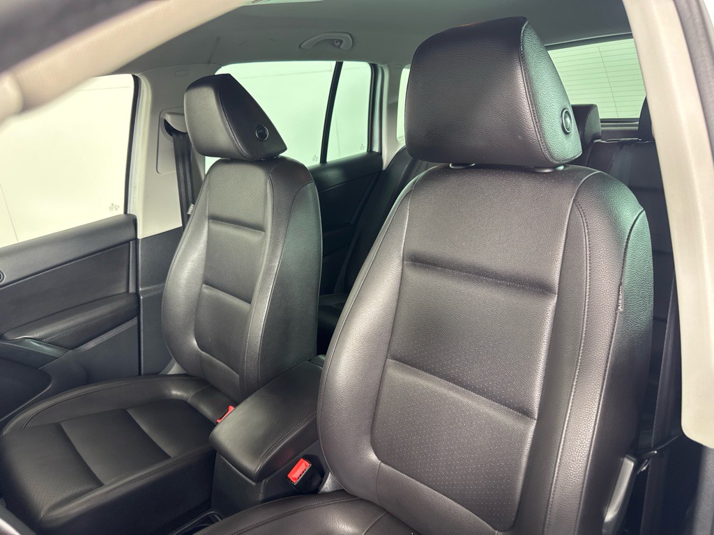 2013 Volkswagen Tiguan Image 12