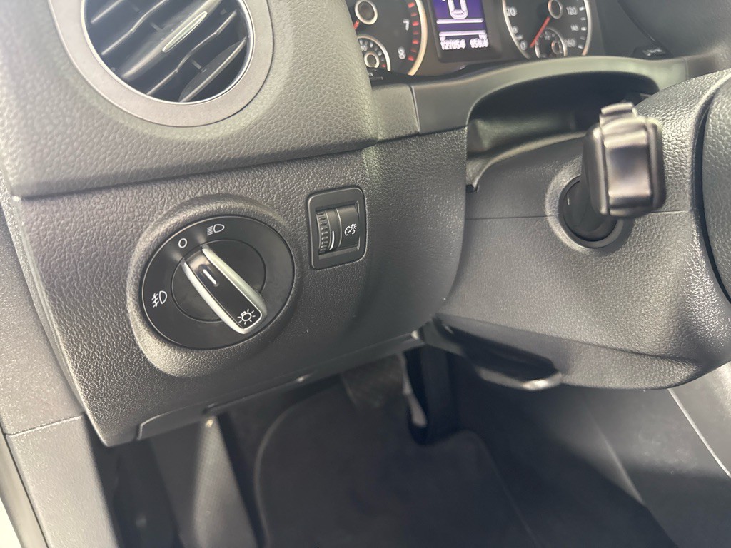 2013 Volkswagen Tiguan Image 13