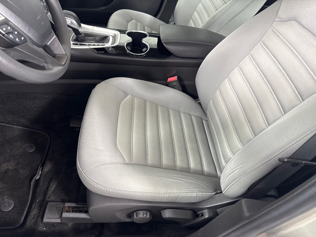 2015 Ford Fusion Image 10