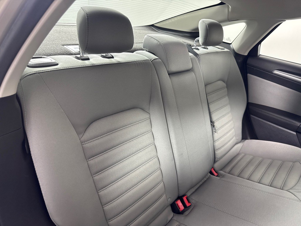 2015 Ford Fusion Image 19