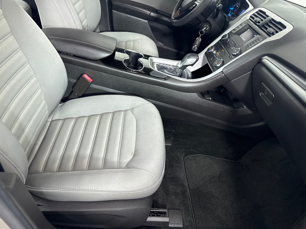 2015 Ford Fusion Image 20