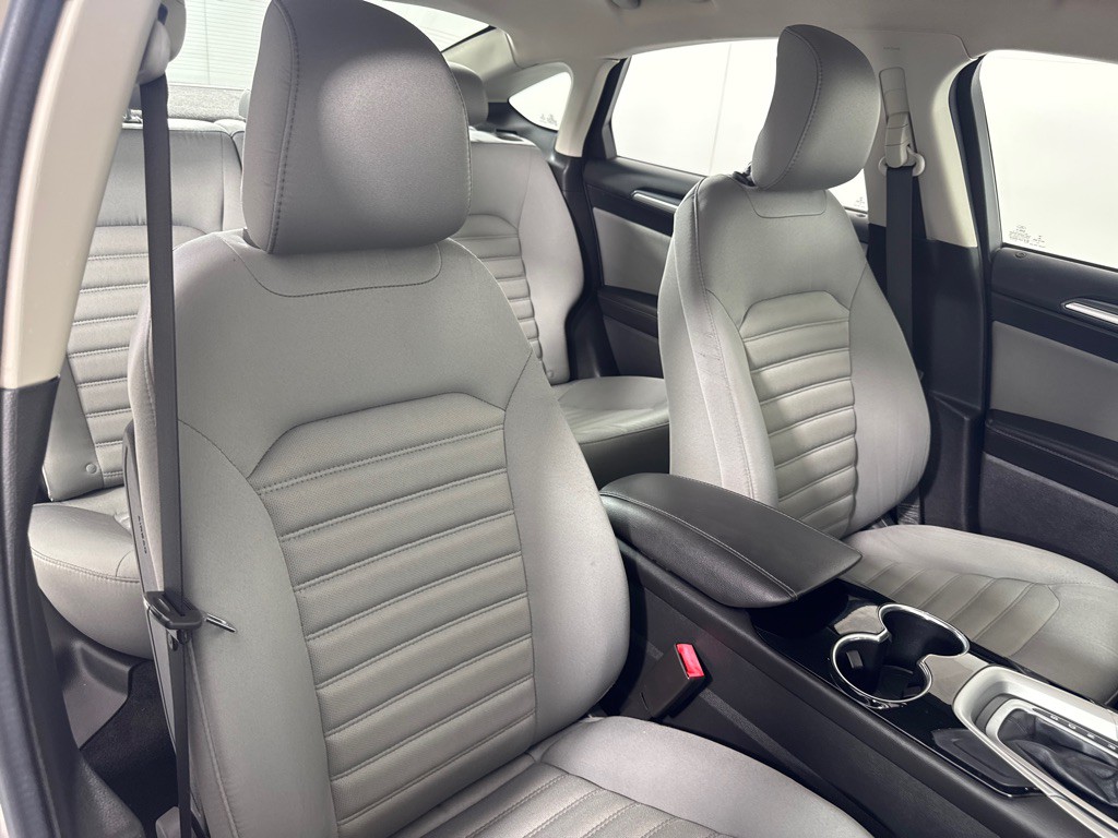2015 Ford Fusion Image 21