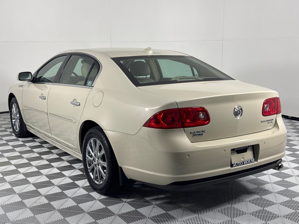 2011 Buick Lucerne Image 7