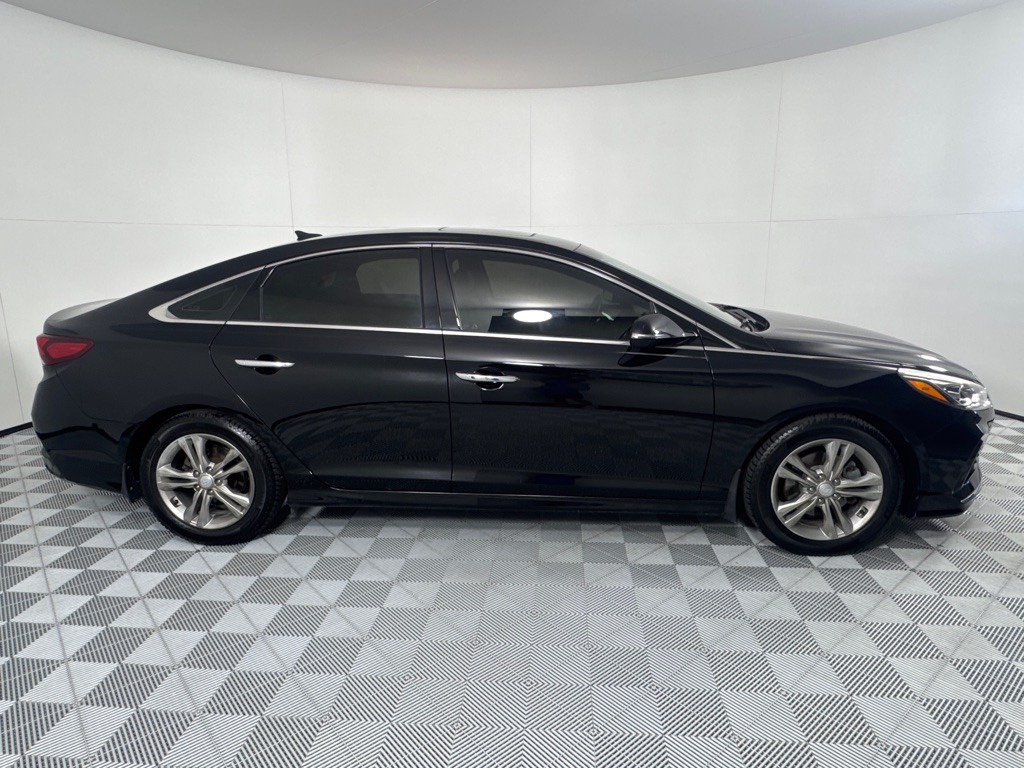 2018 Hyundai Sonata Image 4