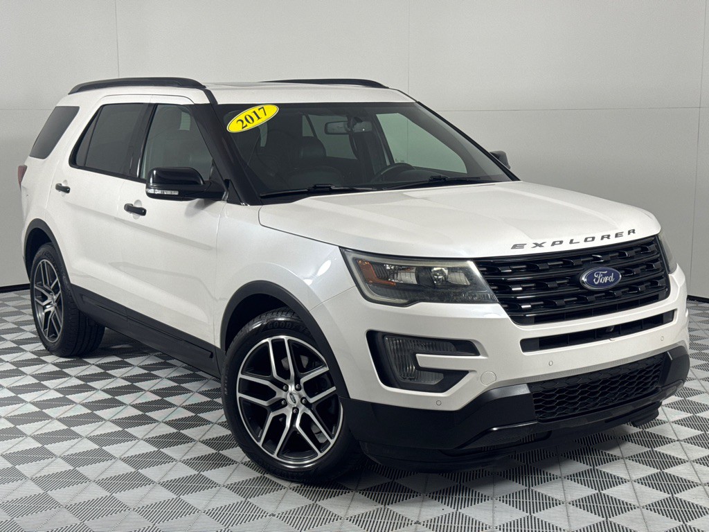 2017 Ford Explorer Image 2
