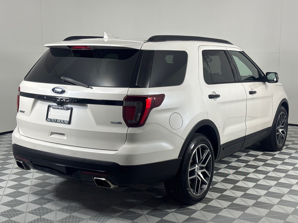 2017 Ford Explorer Image 5