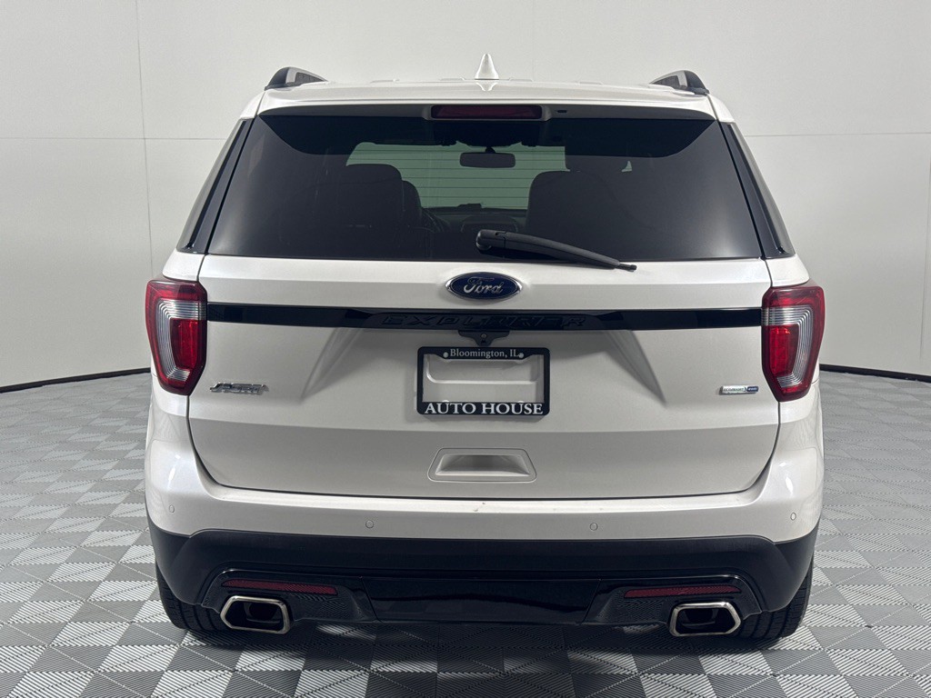 2017 Ford Explorer Image 6