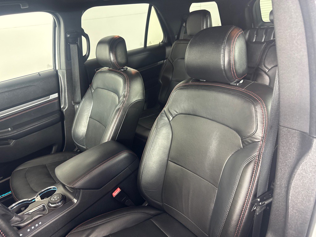 2017 Ford Explorer Image 15