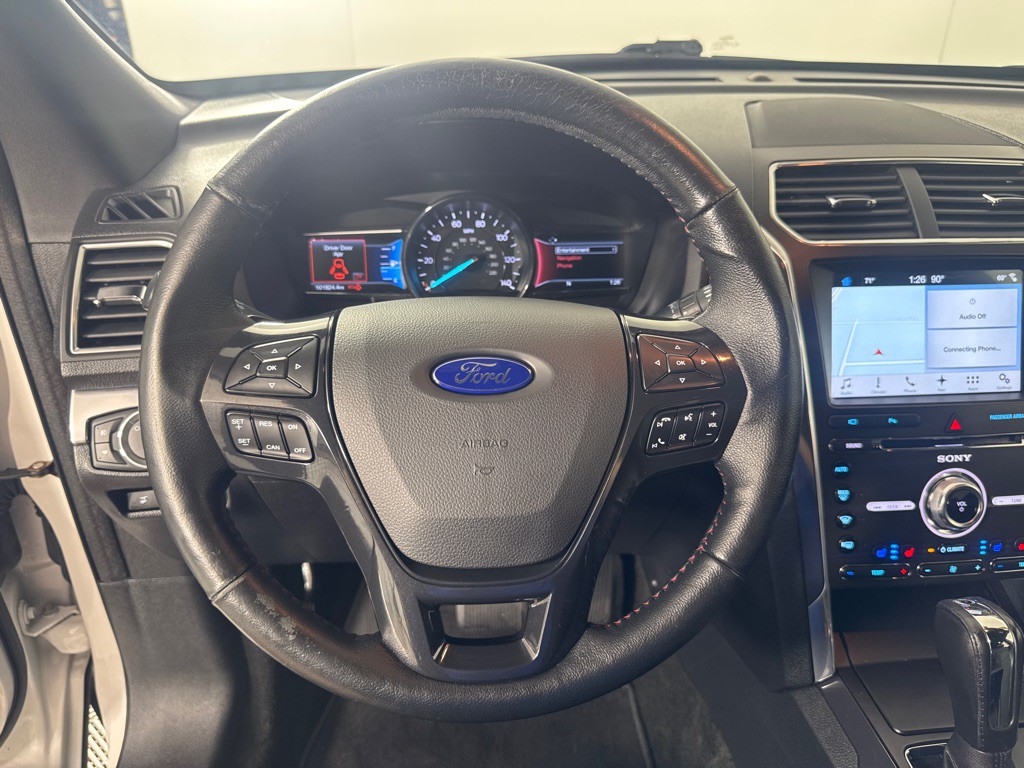 2017 Ford Explorer Image 18