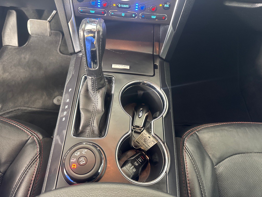 2017 Ford Explorer Image 21