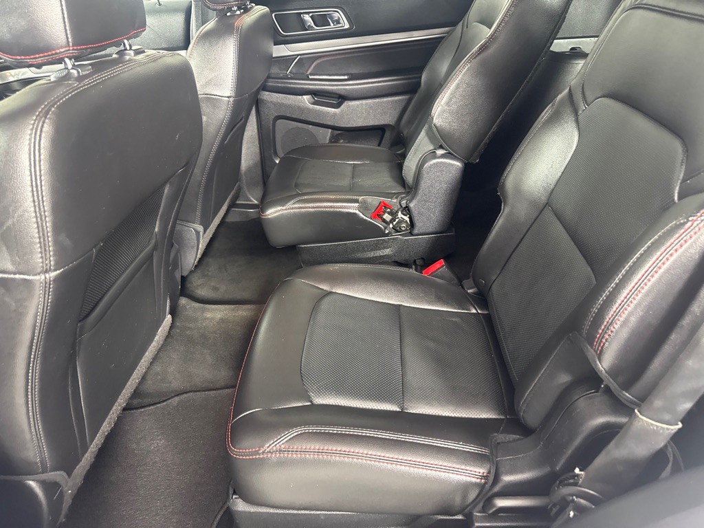 2017 Ford Explorer Image 22