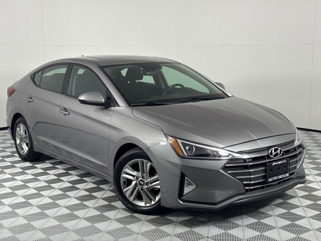 2020 Hyundai Elantra Image 2