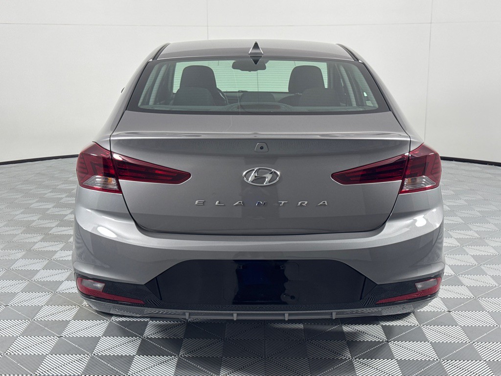 2020 Hyundai Elantra Image 6