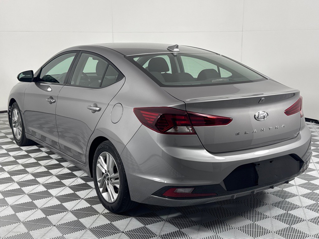 2020 Hyundai Elantra Image 7