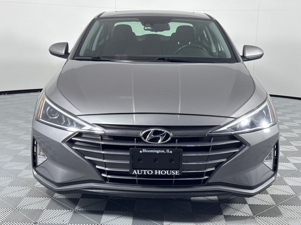 2020 Hyundai Elantra Image 11