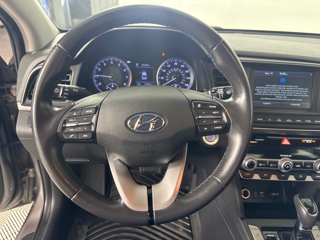 2020 Hyundai Elantra Image 17