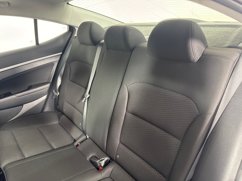 2020 Hyundai Elantra Image 22