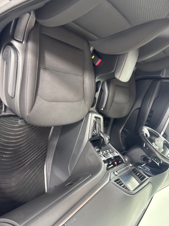 2020 Hyundai Elantra Image 25