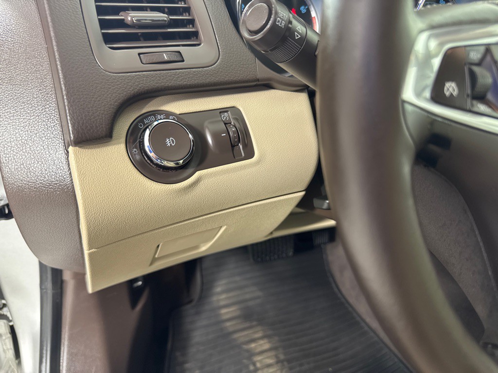 2011 Buick Regal Image 15