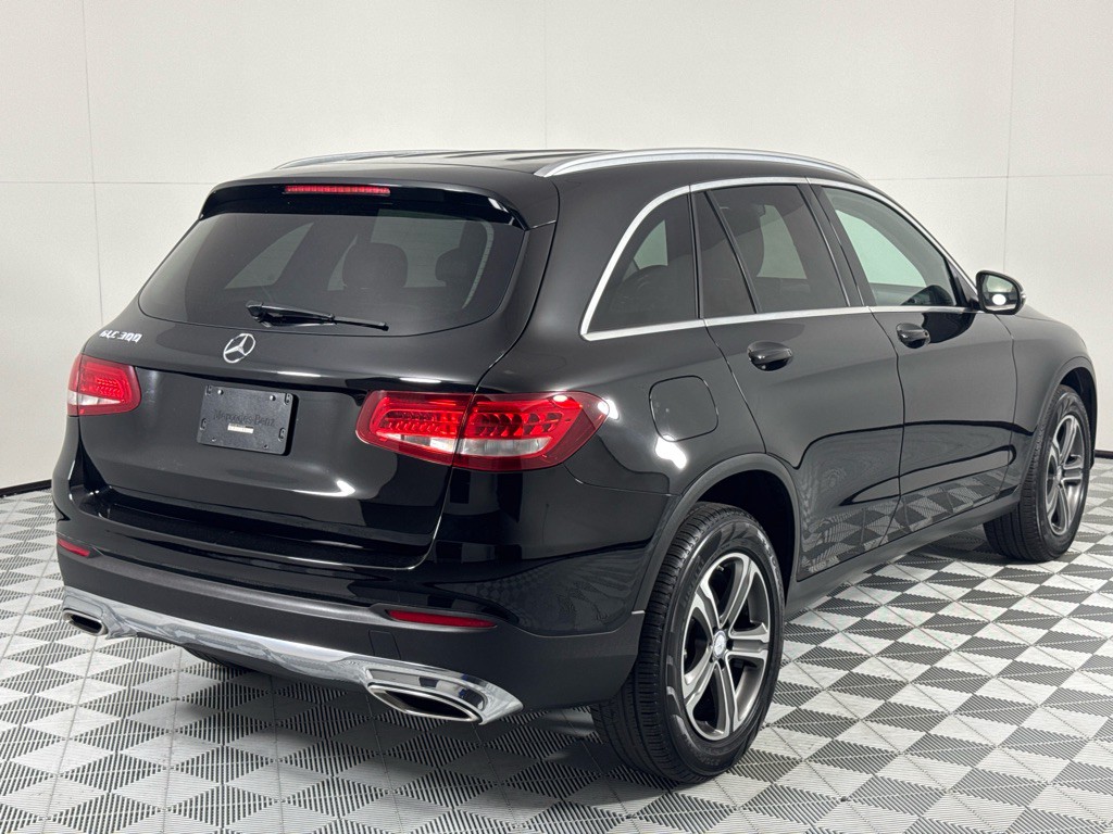 2016 Mercedes-Benz GLC-Class Image 5