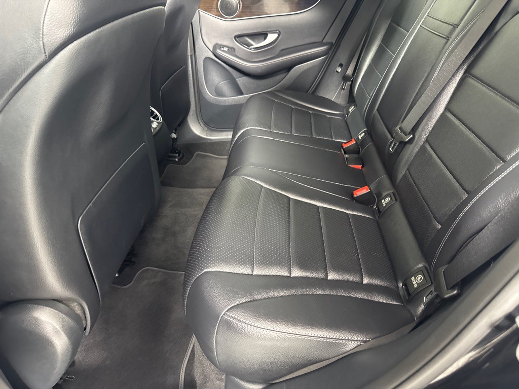 2016 Mercedes-Benz GLC-Class Image 15