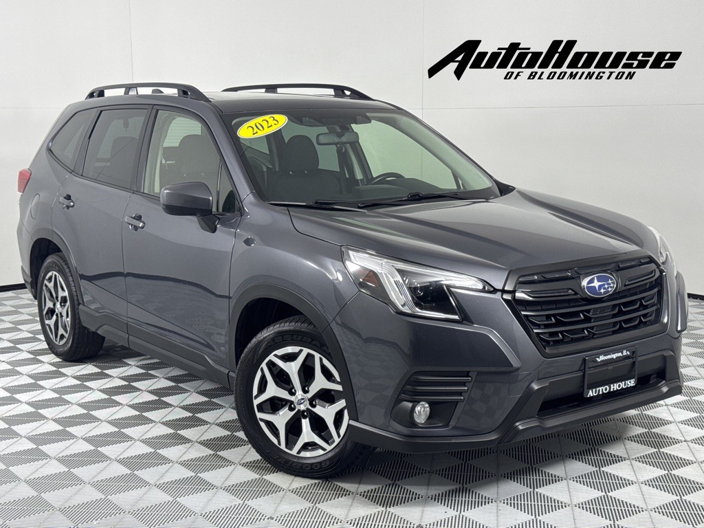 2023 Subaru Forester Image 1