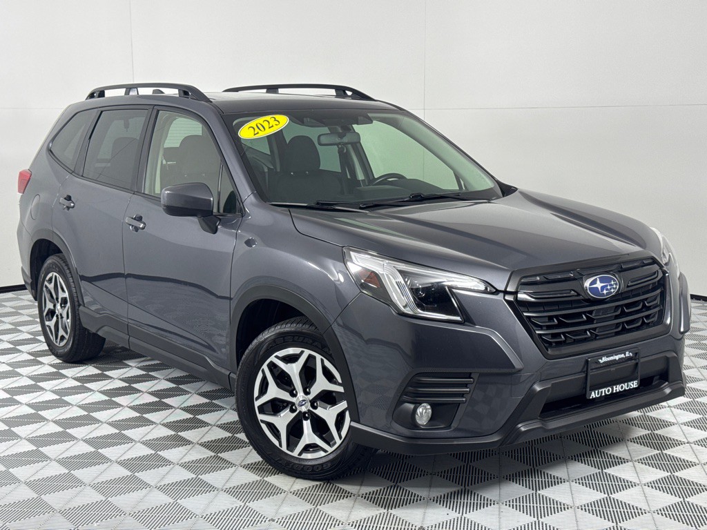 2023 Subaru Forester Image 2