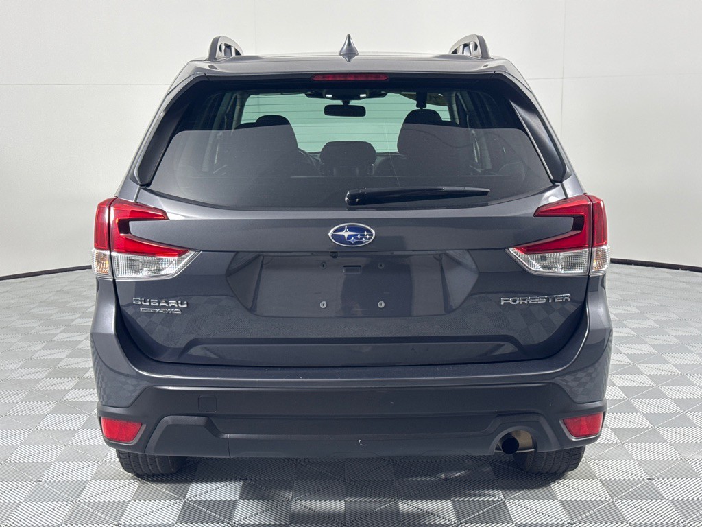 2023 Subaru Forester Image 6