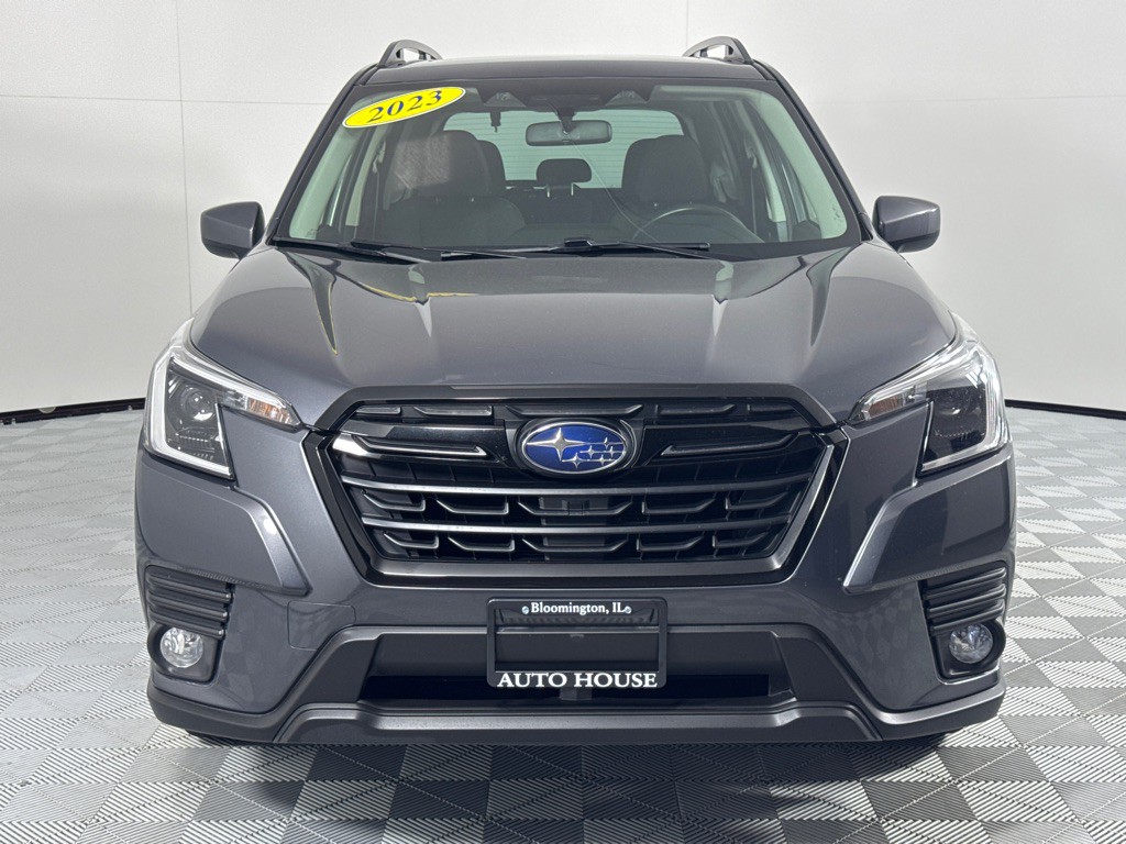 2023 Subaru Forester Image 11