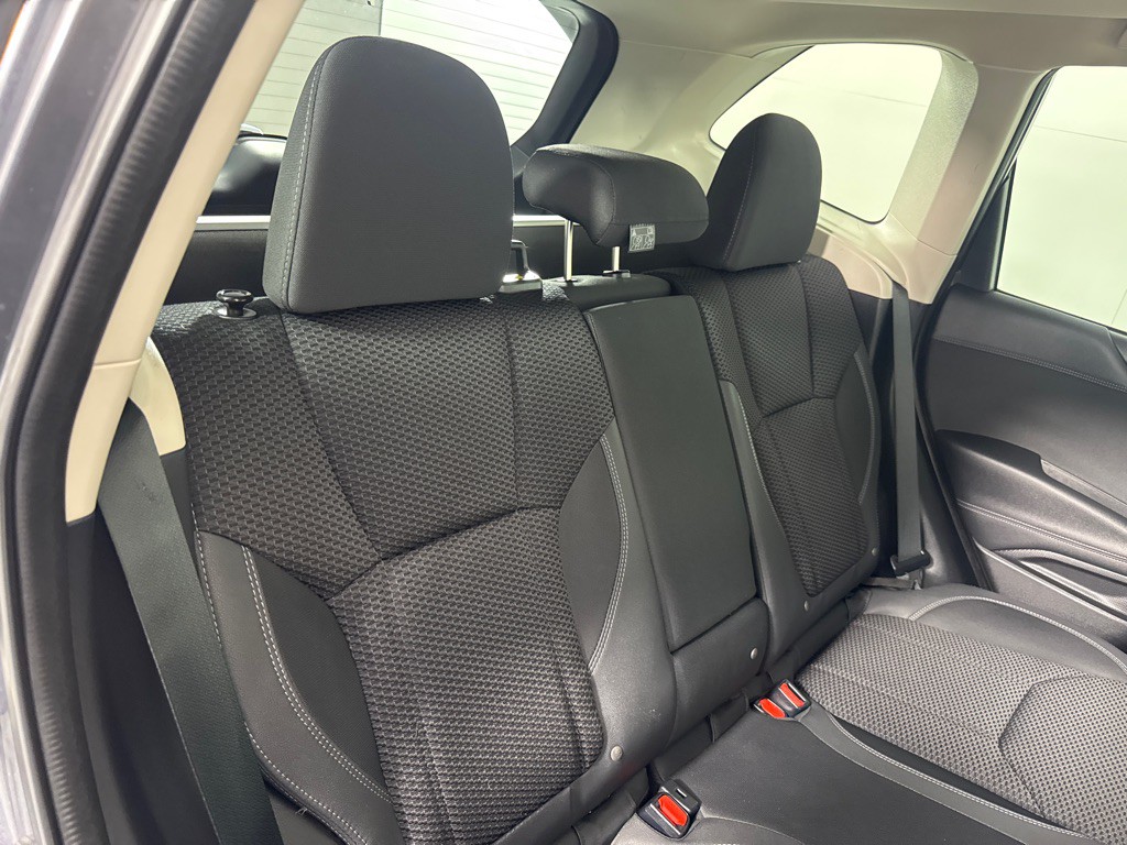 2023 Subaru Forester Image 25