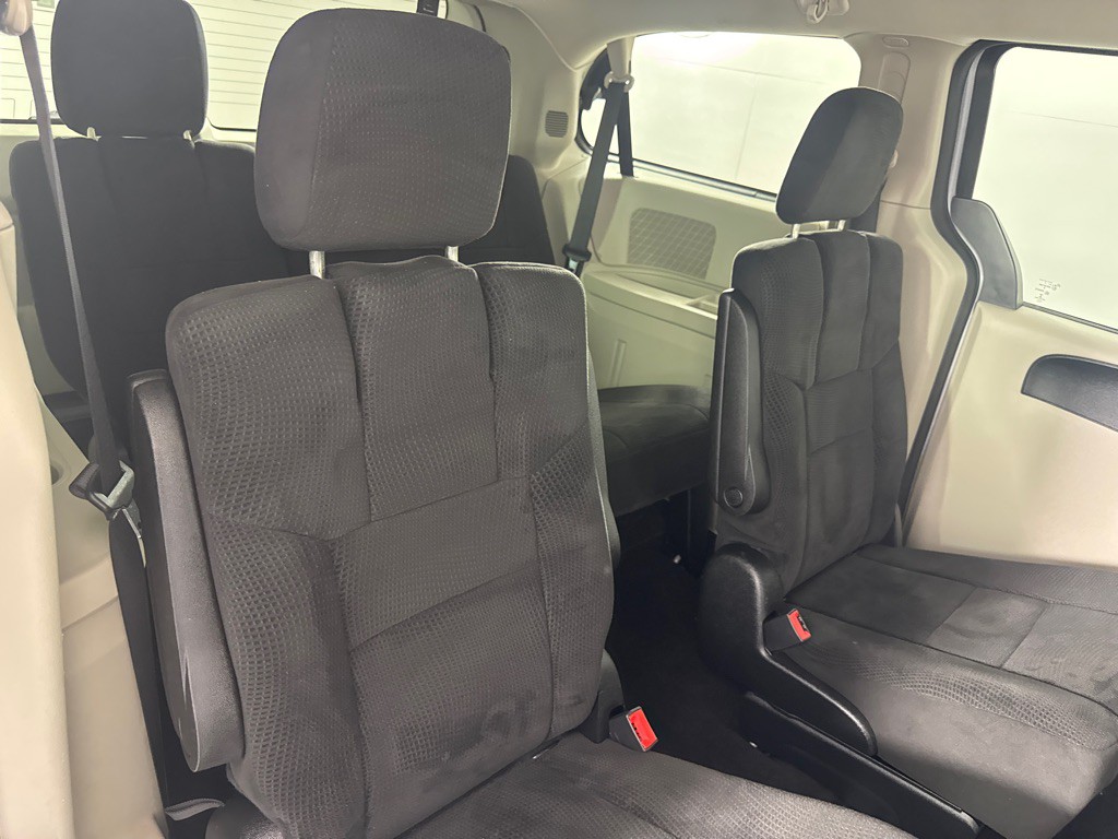 2013 Dodge Grand Caravan Image 21