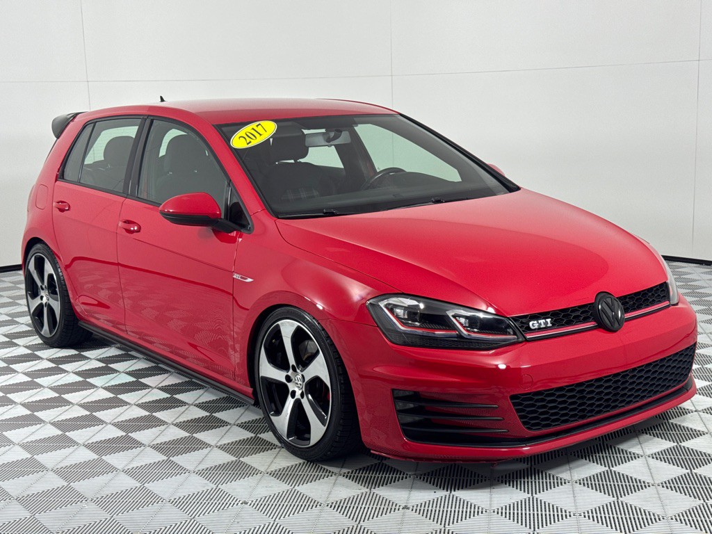2017 Volkswagen GTI Image 3