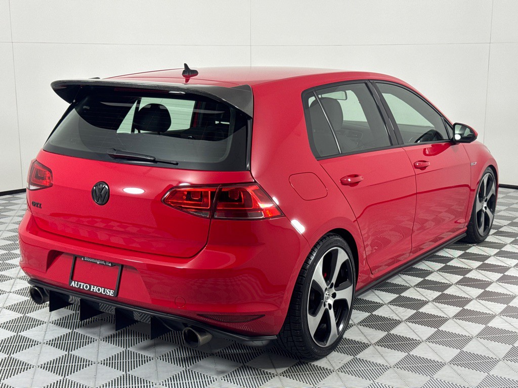 2017 Volkswagen GTI Image 5