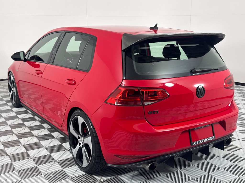 2017 Volkswagen GTI Image 7