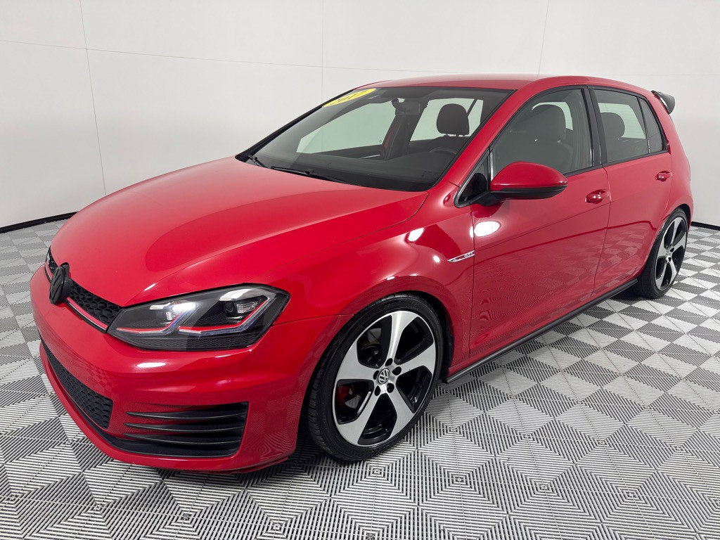 2017 Volkswagen GTI Image 9