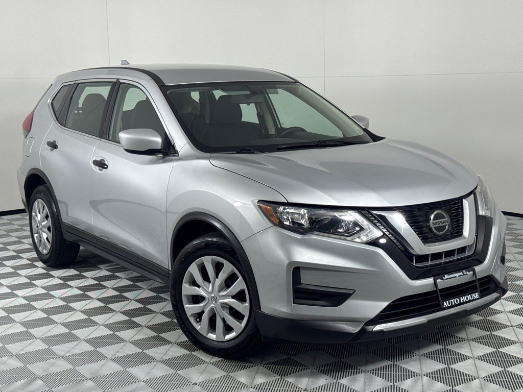 2018 Nissan Rogue Image 2