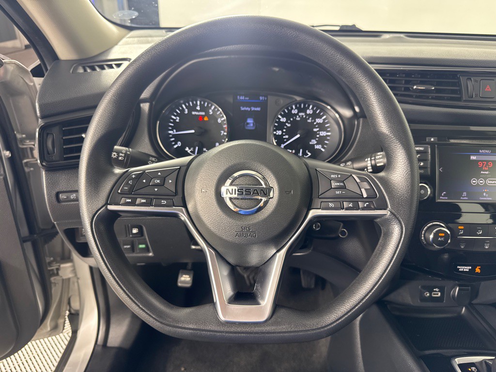 2018 Nissan Rogue Image 14