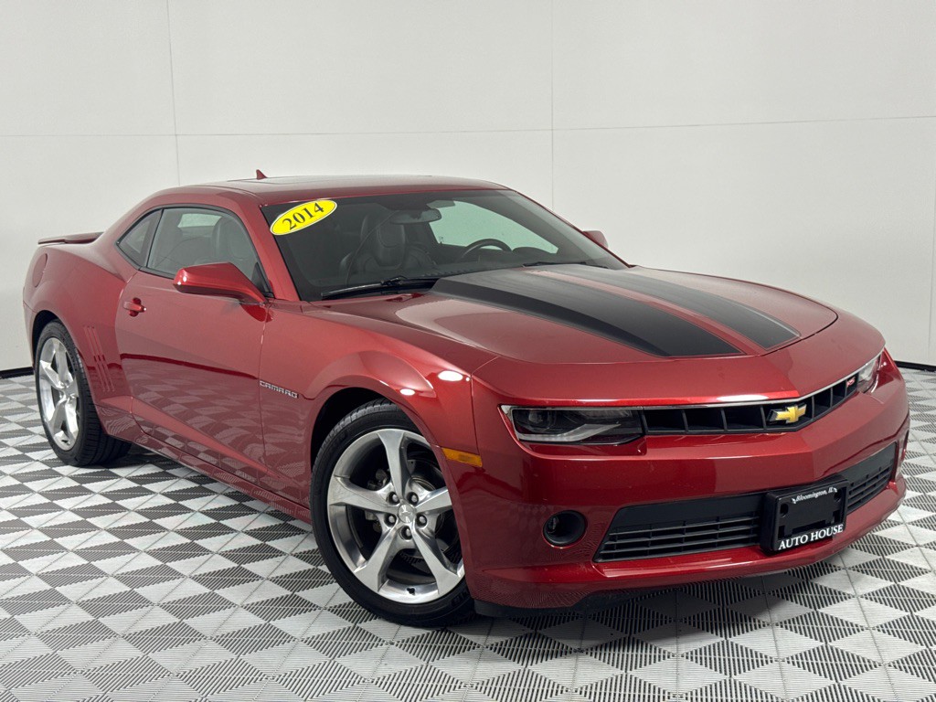 2014 Chevrolet Camaro Image 2