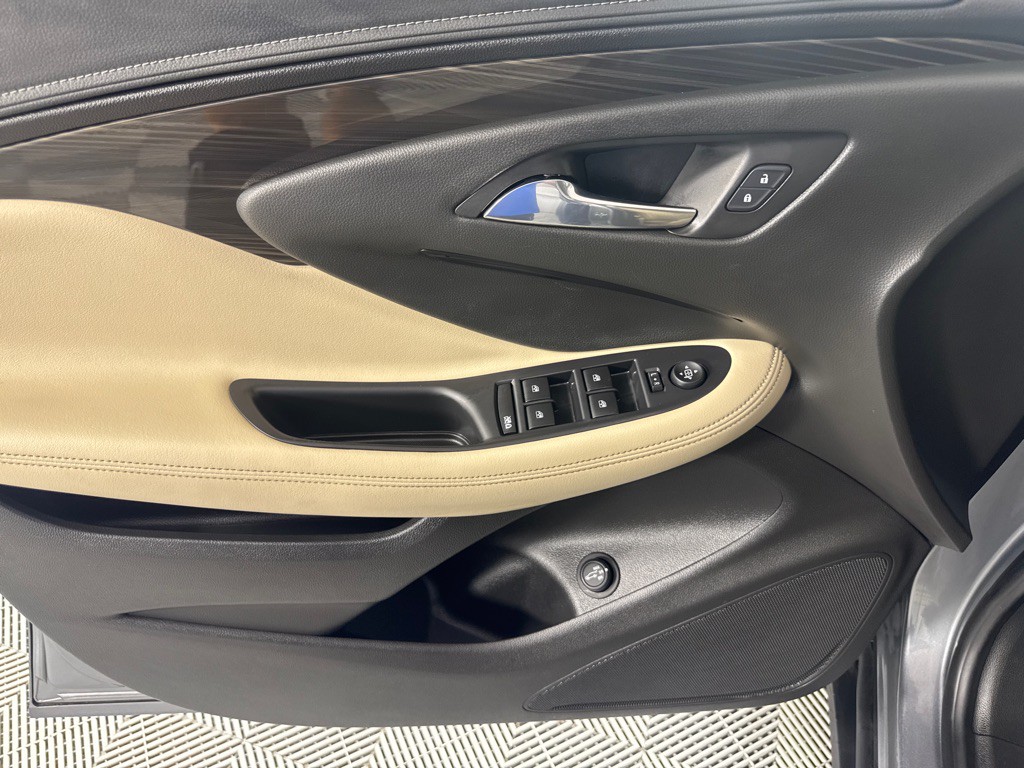 2019 Buick Envision Image 11