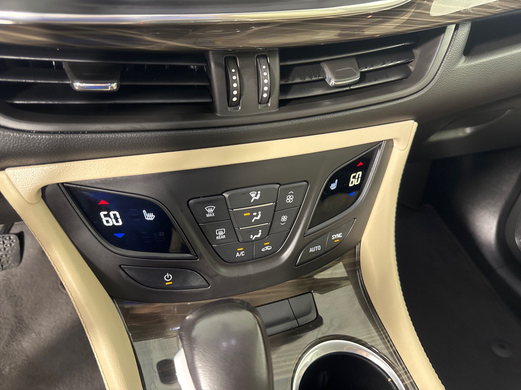 2019 Buick Envision Image 18
