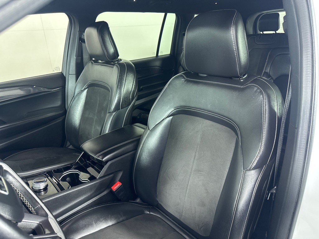 2022 Jeep Grand Cherokee Image 14