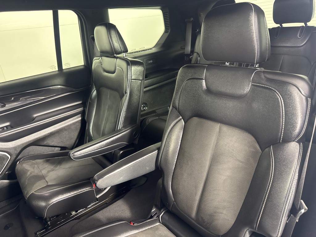 2022 Jeep Grand Cherokee Image 22