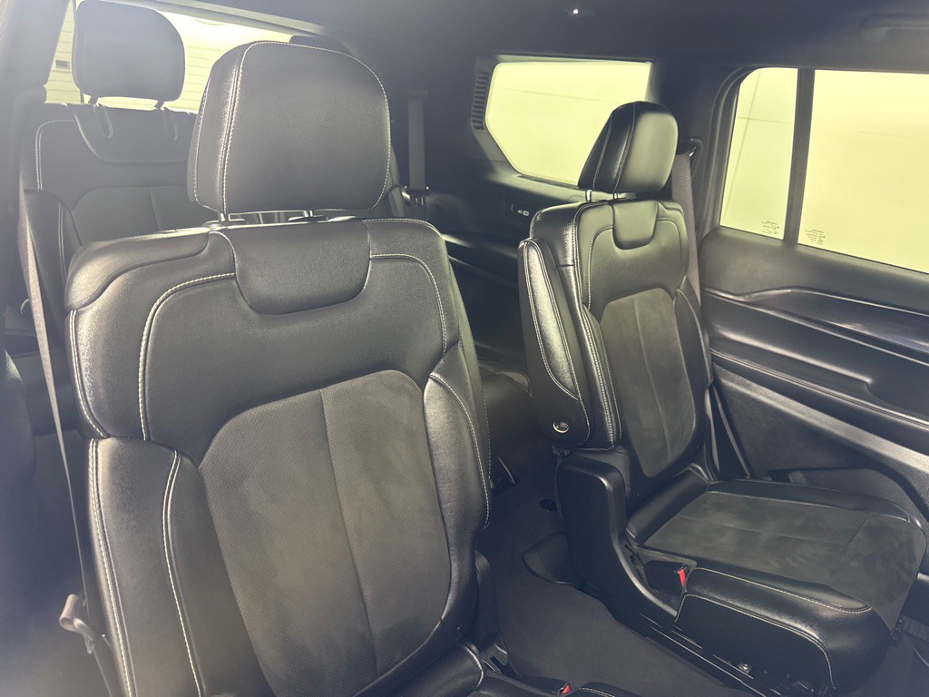 2022 Jeep Grand Cherokee Image 26