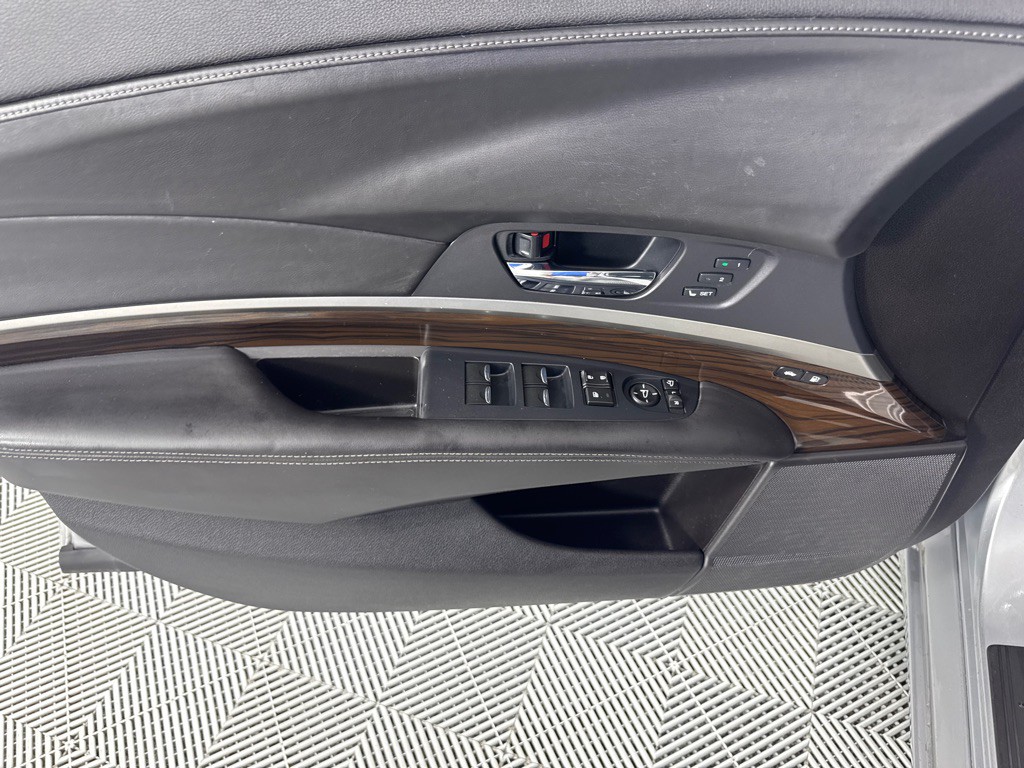 2014 Acura RLX Image 10